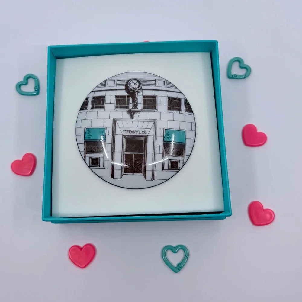 NEW RARE Tiffany & Co. Flagship Facade Trinket Round Porcelain Box